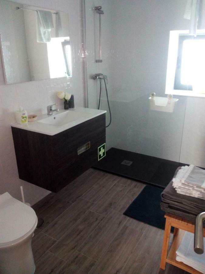 Casas Do Pedro T1 Villa วีลาปรายา เด อันโกรา ภายนอก รูปภาพ