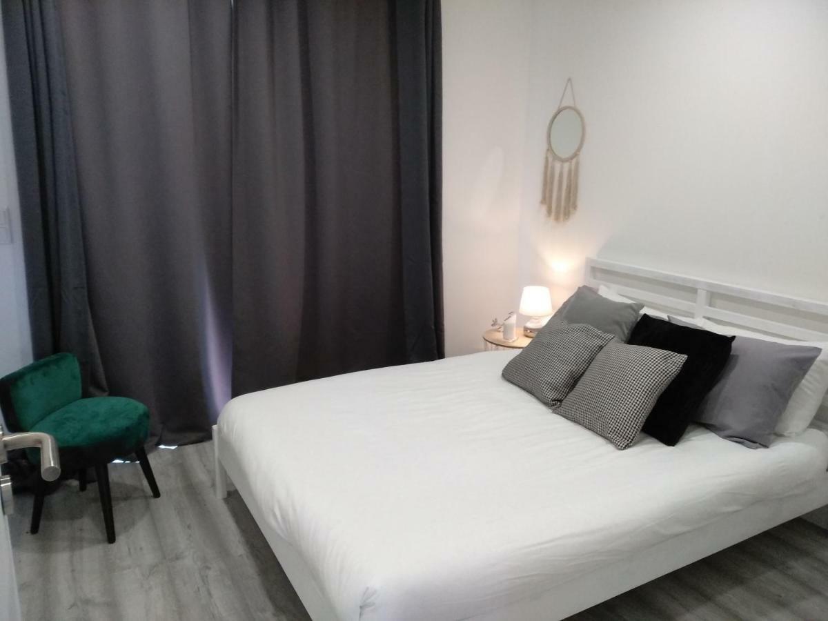 Casas Do Pedro T1 Villa วีลาปรายา เด อันโกรา ภายนอก รูปภาพ
